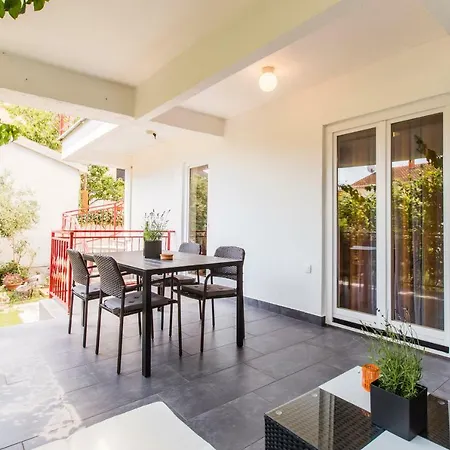 Sabijan Superior Deluxe דירה *